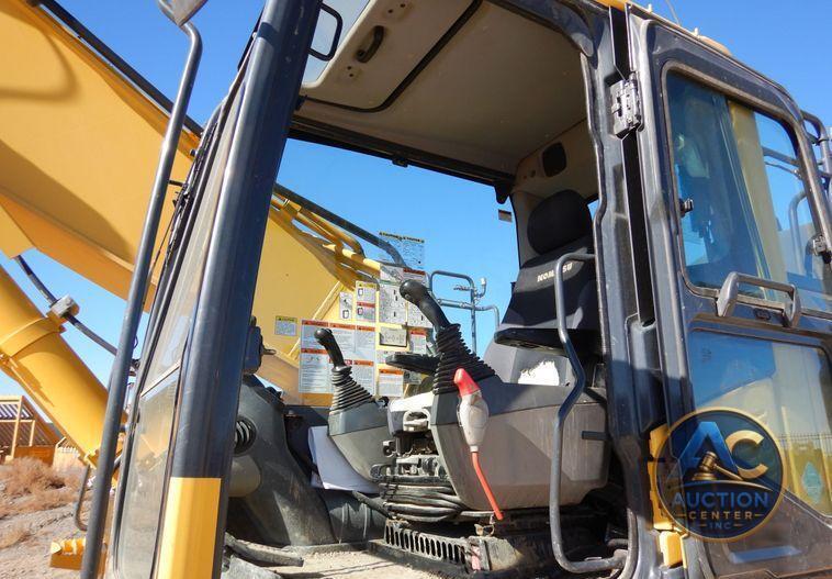 2016 Komatsu PC360LCi-11  excavator