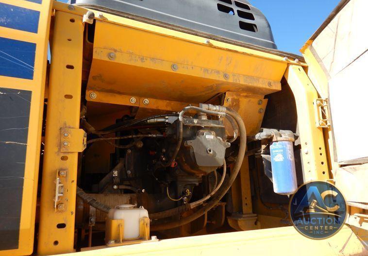 2016 Komatsu PC360LCi-11  excavator