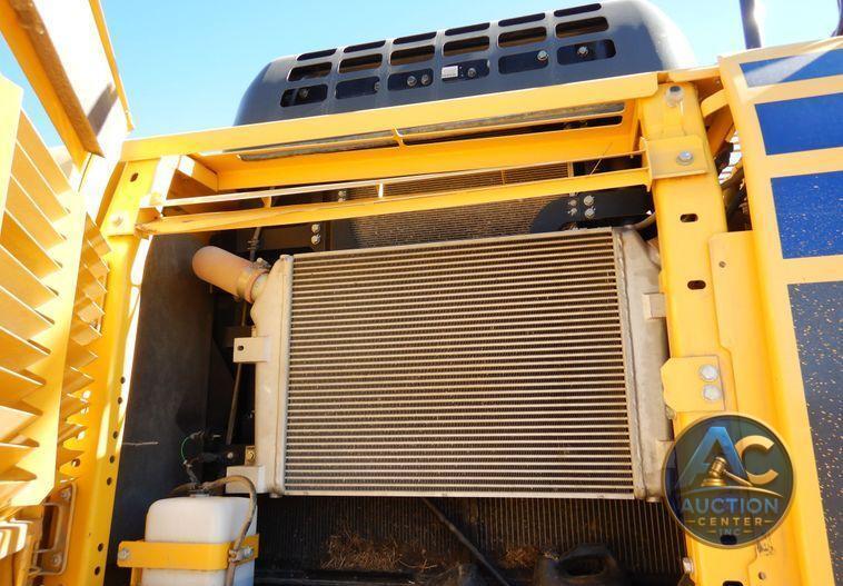 2016 Komatsu PC360LCi-11  excavator