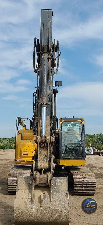 2017 John Deere 245G LC  excavator