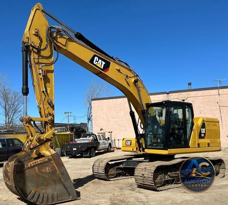 2019 Caterpillar 320 excavator