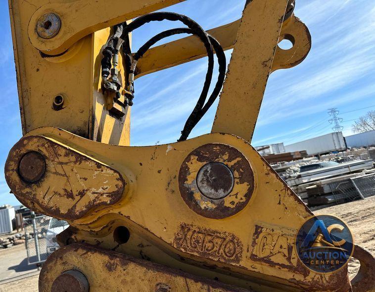 2019 Caterpillar 320 excavator