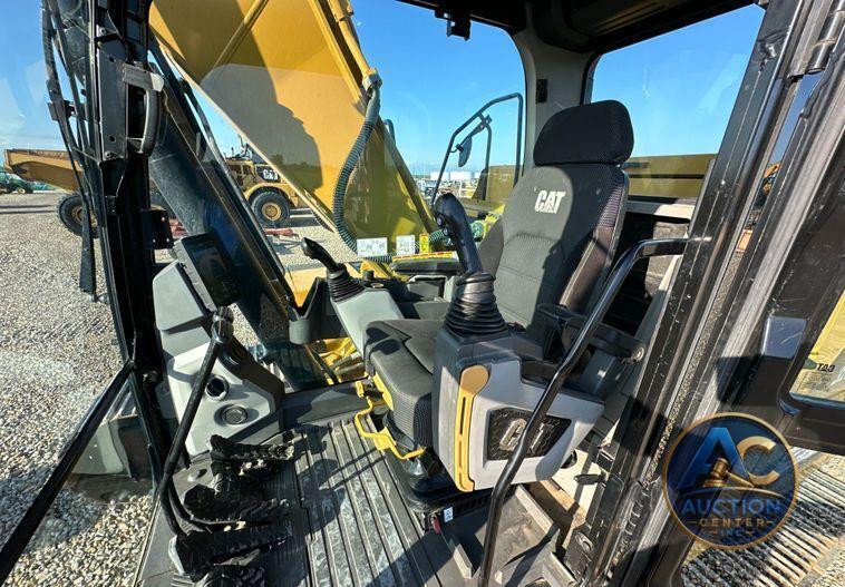 2018 Caterpillar  323 excavator