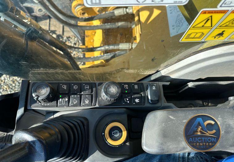 2018 Caterpillar  323 excavator