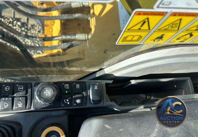 2018 Caterpillar  323 excavator