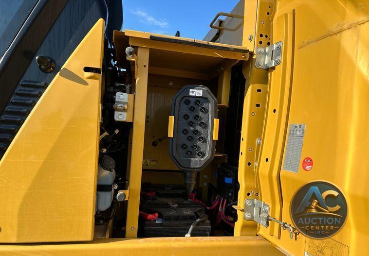 2018 Caterpillar  323 excavator