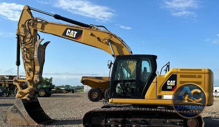 2018 Caterpillar  323 excavator