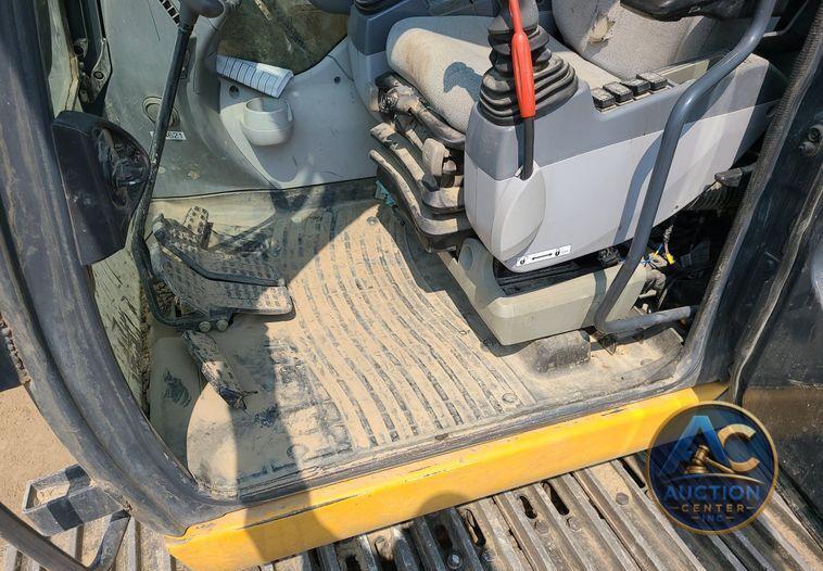 2015 John Deere 350G LC  excavator