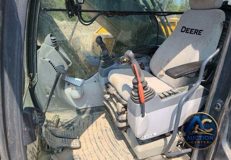 2015 John Deere 350G LC  excavator
