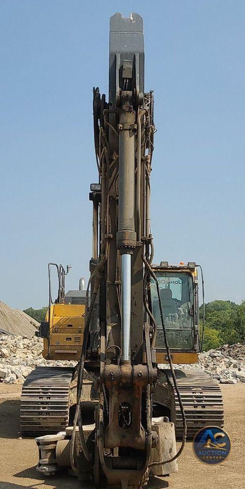 2015 John Deere 350G LC  excavator