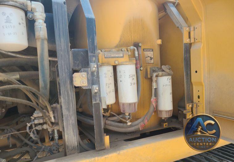 2015 John Deere 350G LC  excavator
