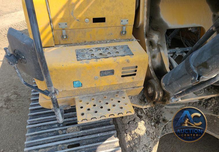 2015 John Deere 350G LC  excavator