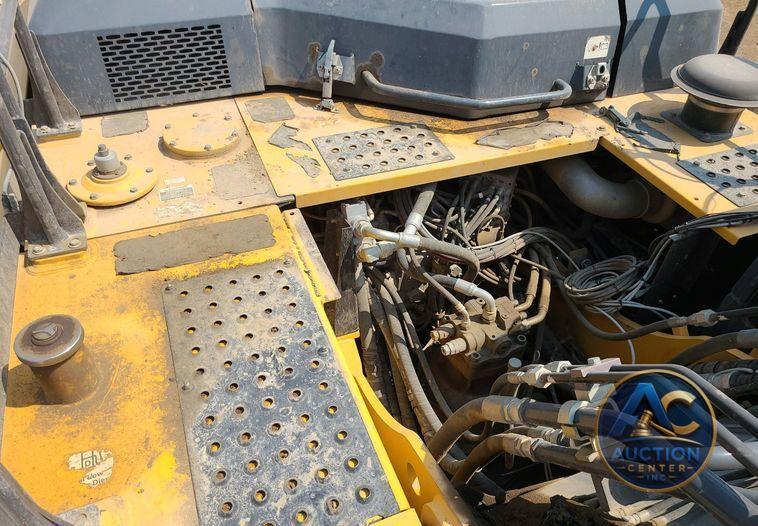 2015 John Deere 350G LC  excavator