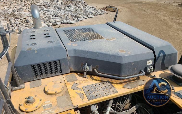 2015 John Deere 350G LC  excavator