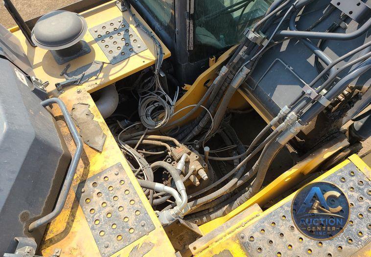2015 John Deere 350G LC  excavator