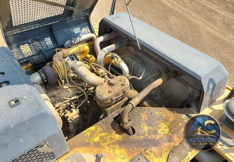 2015 John Deere 350G LC  excavator