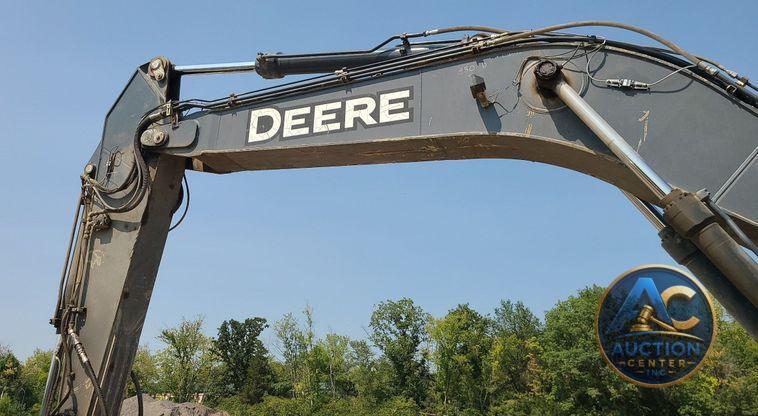 2015 John Deere 350G LC  excavator