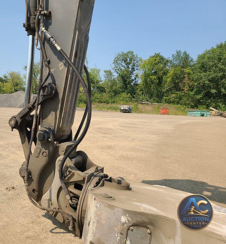 2015 John Deere 350G LC  excavator