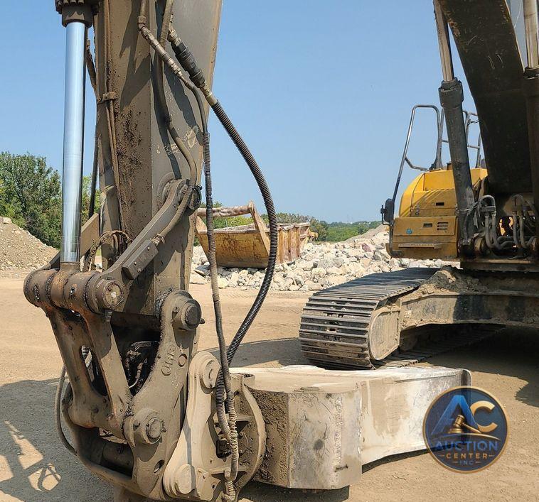 2015 John Deere 350G LC  excavator