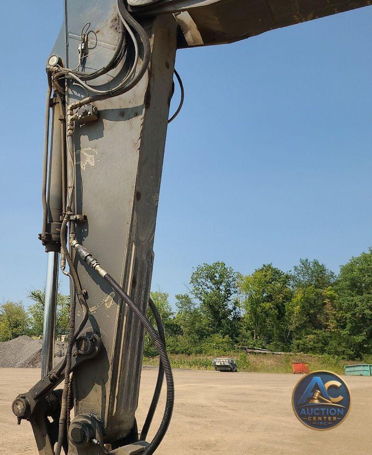 2015 John Deere 350G LC  excavator