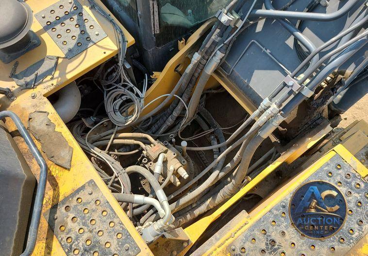 2015 John Deere 350G LC  excavator