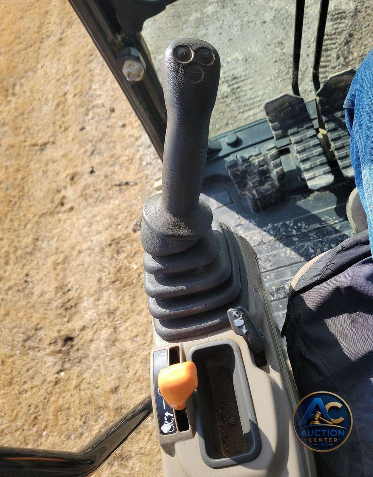 2016 Case CX160D  excavator