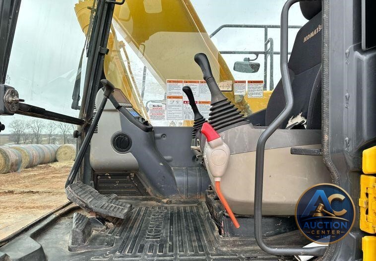 2018 Komatsu  PC170LC-11 excavator