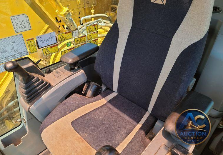 2018 Caterpillar 330FL  excavator