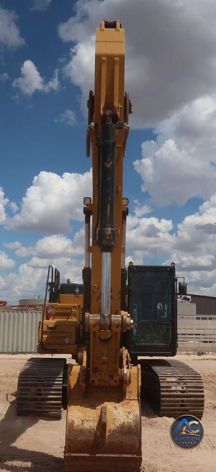 2018 Caterpillar 330FL  excavator