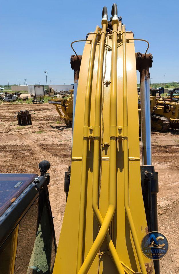 2018 Caterpillar 330FL  excavator