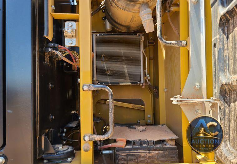 2018 Caterpillar 330FL  excavator