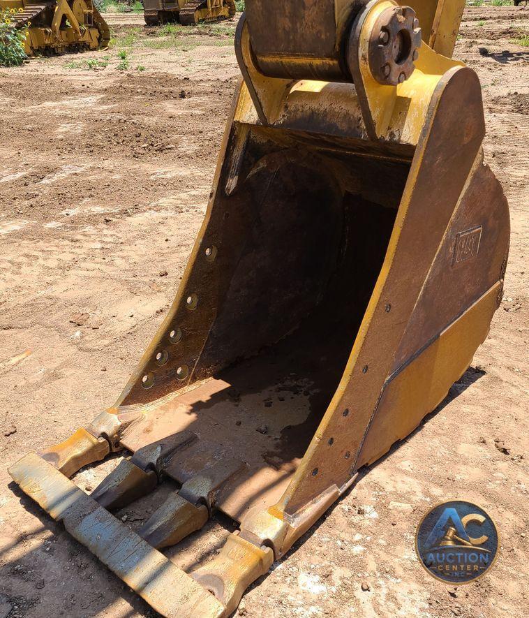 2018 Caterpillar 330FL  excavator