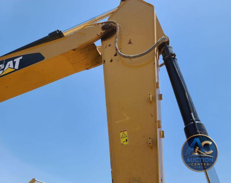 2018 Caterpillar 330FL  excavator