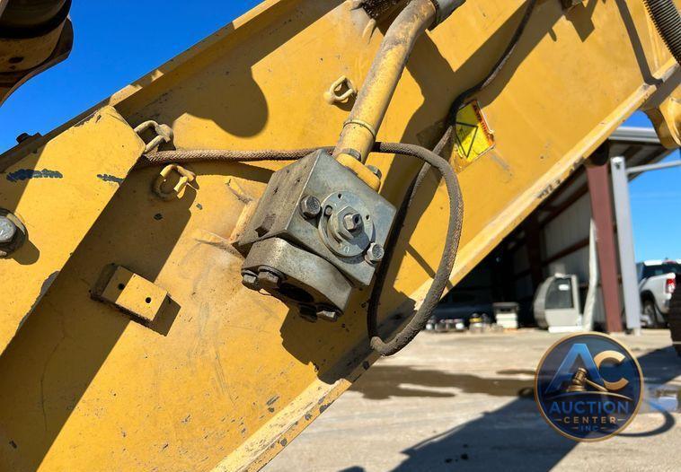 2018 Caterpillar 323  excavator