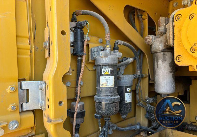 2018 Caterpillar 323  excavator