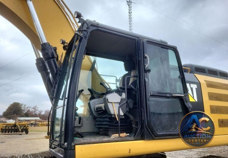 2017 Caterpillar 336FL  excavator