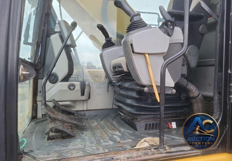 2017 Caterpillar 336FL  excavator