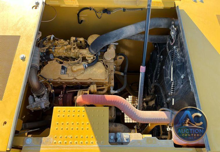 2018 Caterpillar 320  excavator