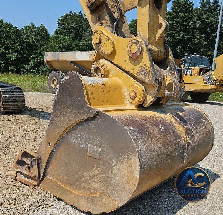 2018 Caterpillar  349FL excavator