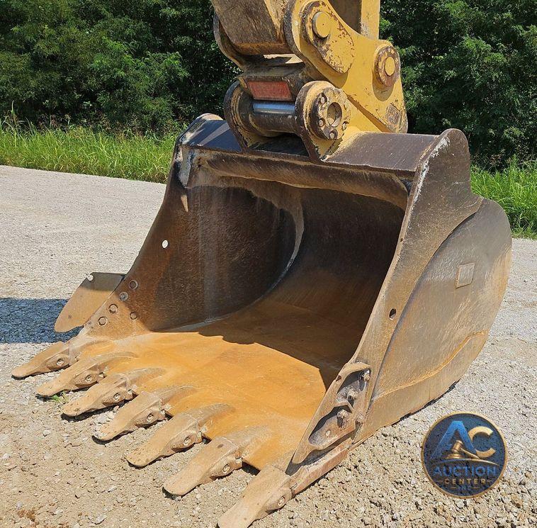 2018 Caterpillar  349FL excavator