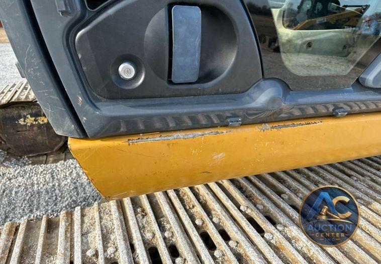 2015 John Deere 250G LC excavator