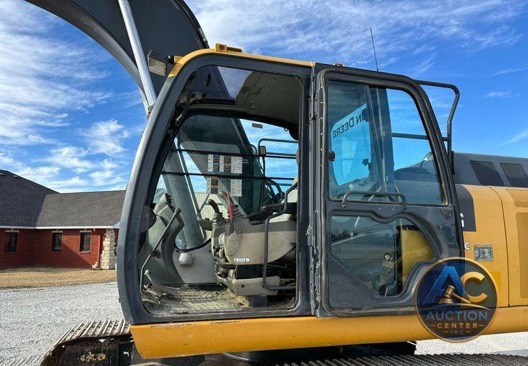 2015 John Deere 250G LC excavator