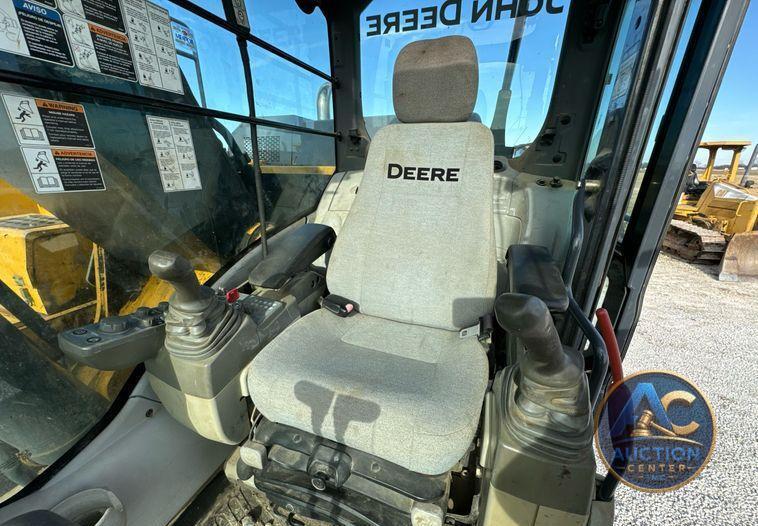 2015 John Deere 250G LC excavator