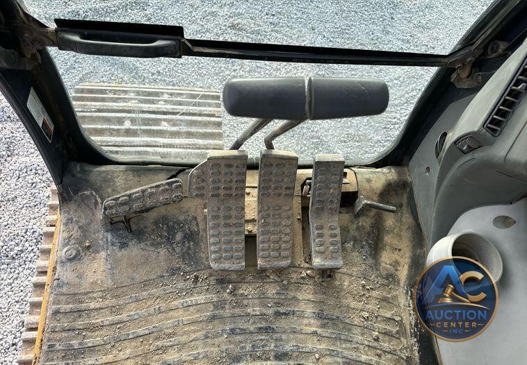 2015 John Deere 250G LC excavator