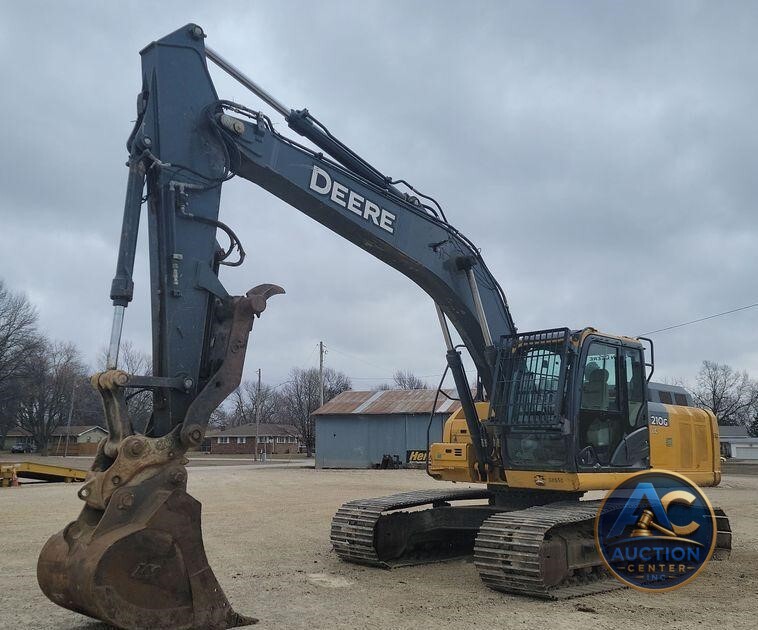 2018 John Deere 210G LC excavator