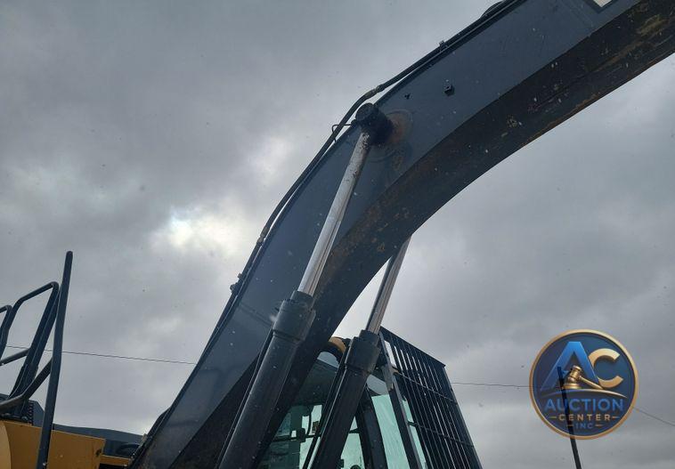 2018 John Deere 210G LC excavator