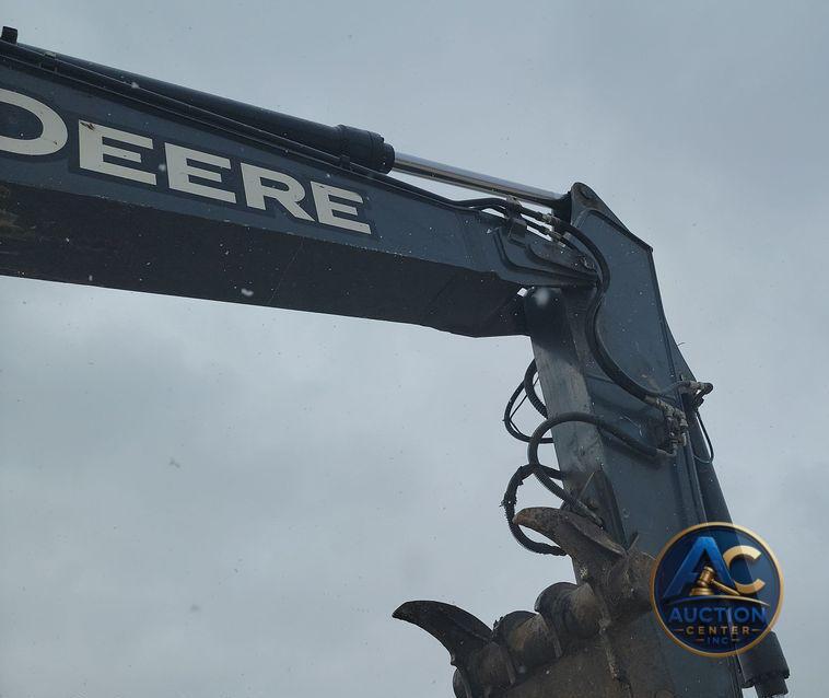 2018 John Deere 210G LC excavator