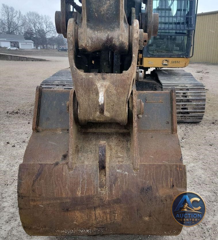 2018 John Deere 210G LC excavator