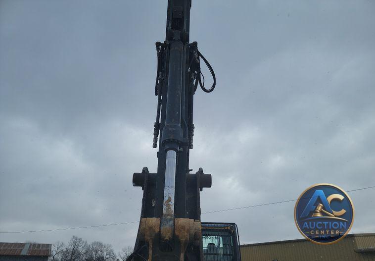2018 John Deere 210G LC excavator