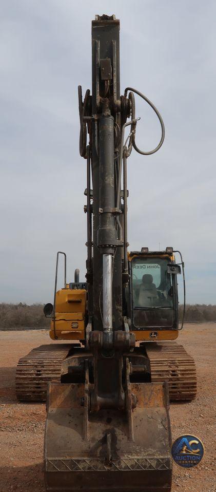 2015 John Deere 210G LC  excavator